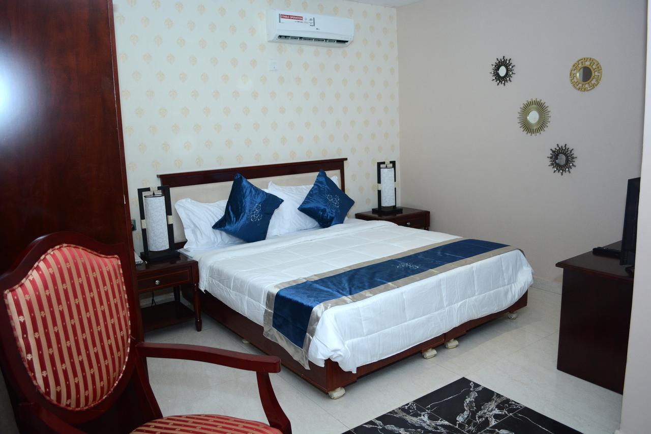 Rightgate Hotel Lagos Esterno foto