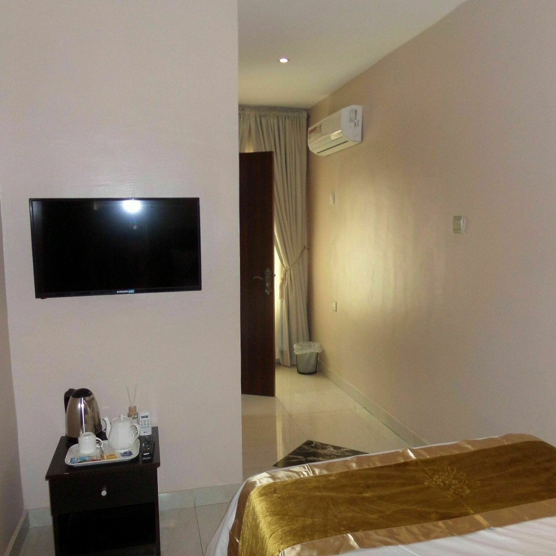 Rightgate Hotel Lagos Esterno foto